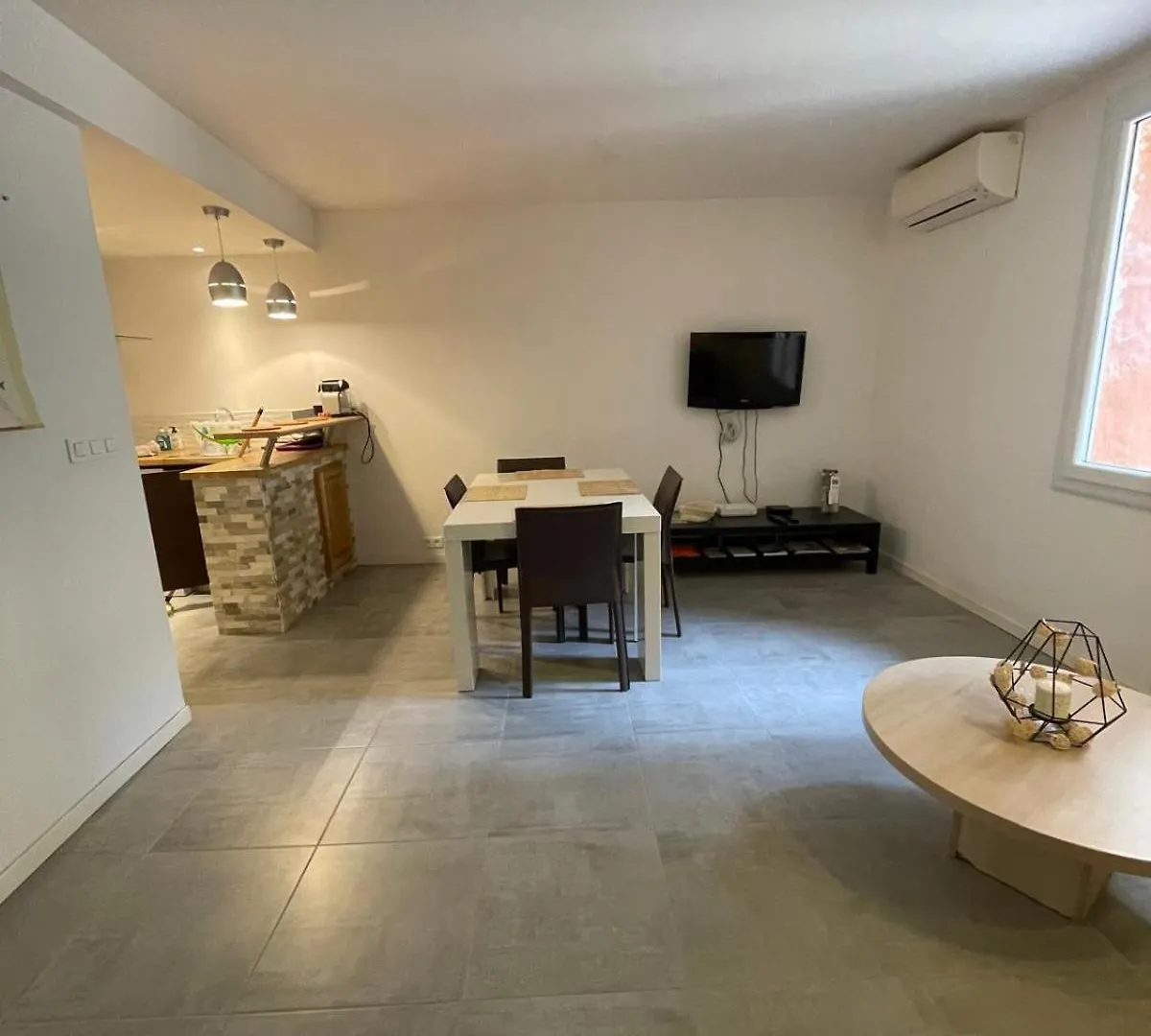 Plaisir Cotier Coeur De Bandol T3, Clim, 50M Mer